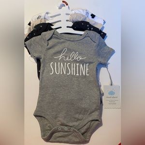 4 piece onesie set 3-6 months